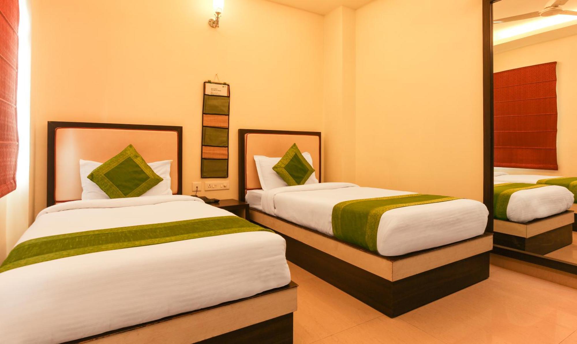 Hotel Janki International Sigra 2 Km From Kashi Vishwanath Temple Varanasi