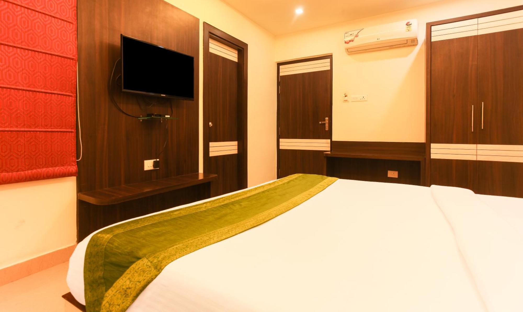 Janki International Sigra 2 Km From Kashi Vishwanath Temple Varanasi